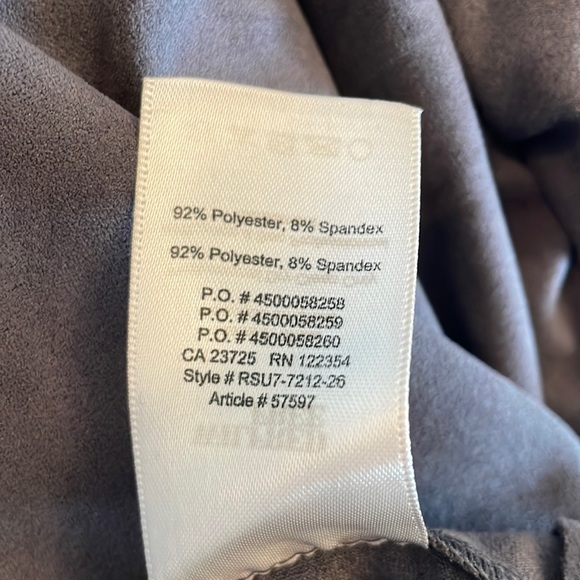 Wilfred Aritzia suede wrap skirt - Picture 5 of 5